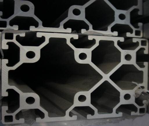 profili in alluminio modulari per portali